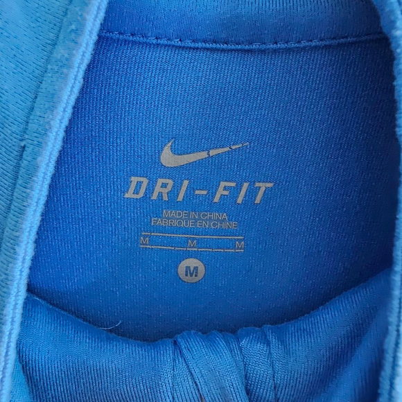 Women's Nike long sleeve tshirt, Size M, Blue - Picture 7 of 9